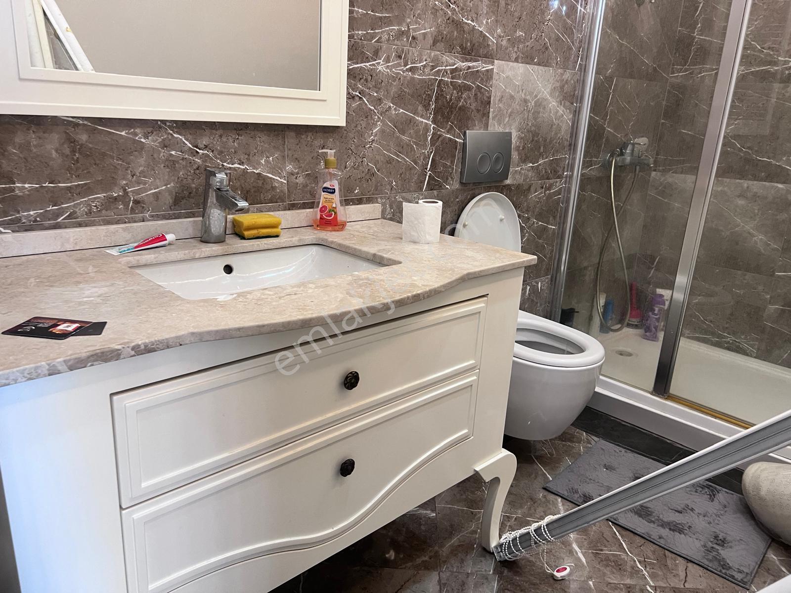 Kiptaş Venezia Mega Kiralık Boş Avm Nnzr. Aylık Ödemeli Kare Salon 1+1 Daire - Görsel 4