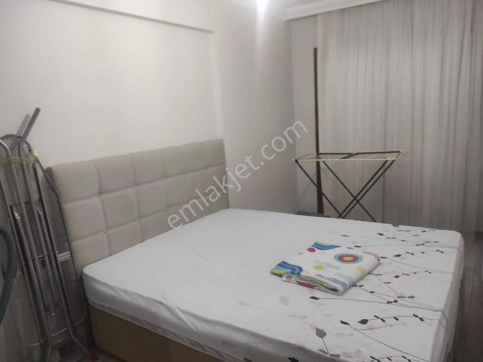 Özgün Gm'den - Muradiye Tren İstasyonu Karşısında Eşyalı Kiralık 1+1 Daire - Görsel 8
