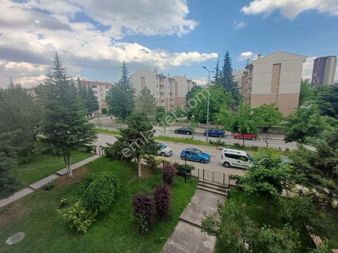 Çayyolu Oyak-8 Sitesinde Full Eşyalı 3+1 Kiralık Daire - Görsel 29