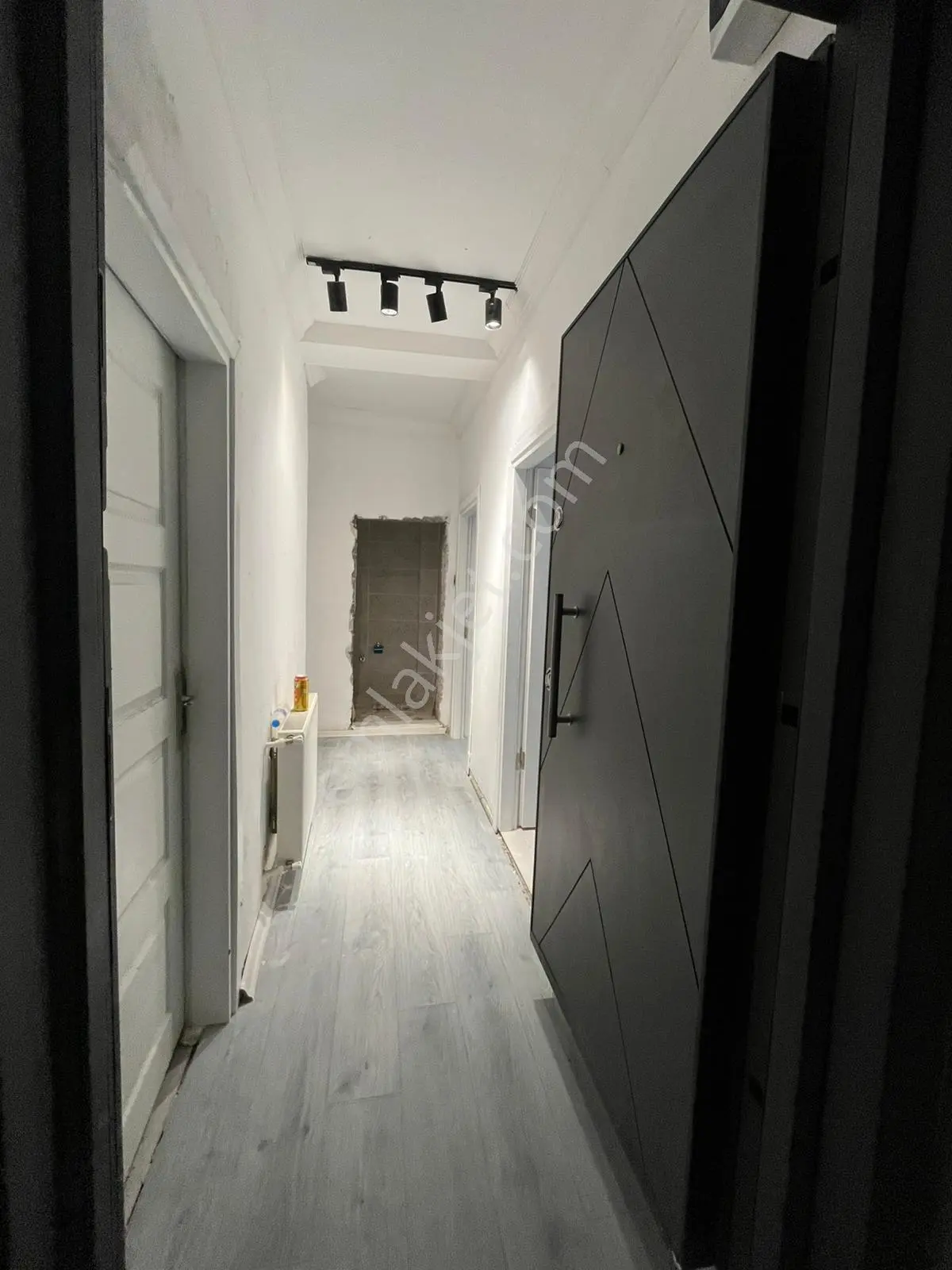 Evim-nur'dan Kadifekale Mah 2+0 80m2 İçi Full Yapılı Doğalgazlı Yüksek Giriş Kiralık Daire - Görsel 3