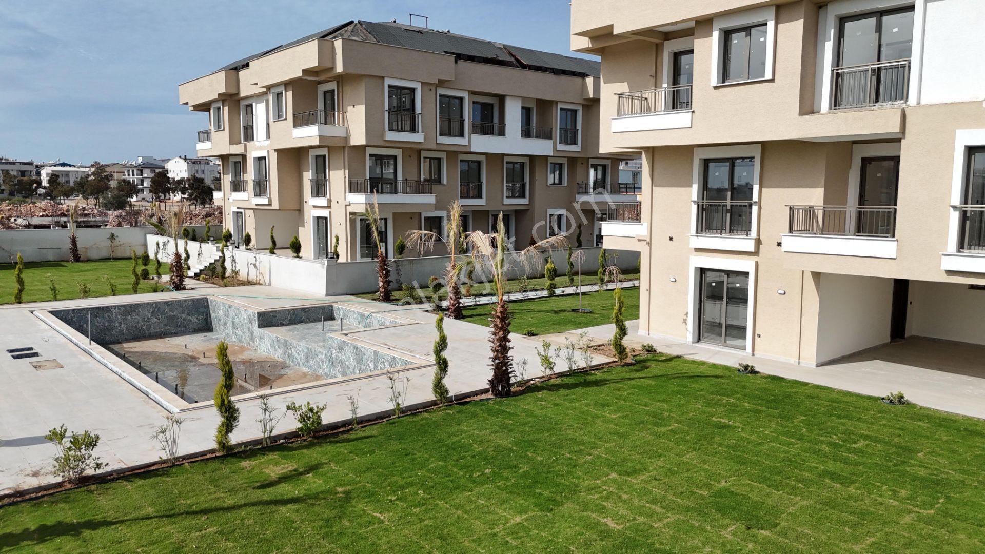 Didim'de Havuzlu Site İçerisinde Satılık 2+1 - 3+1 Lüks Daireler - Görsel 2