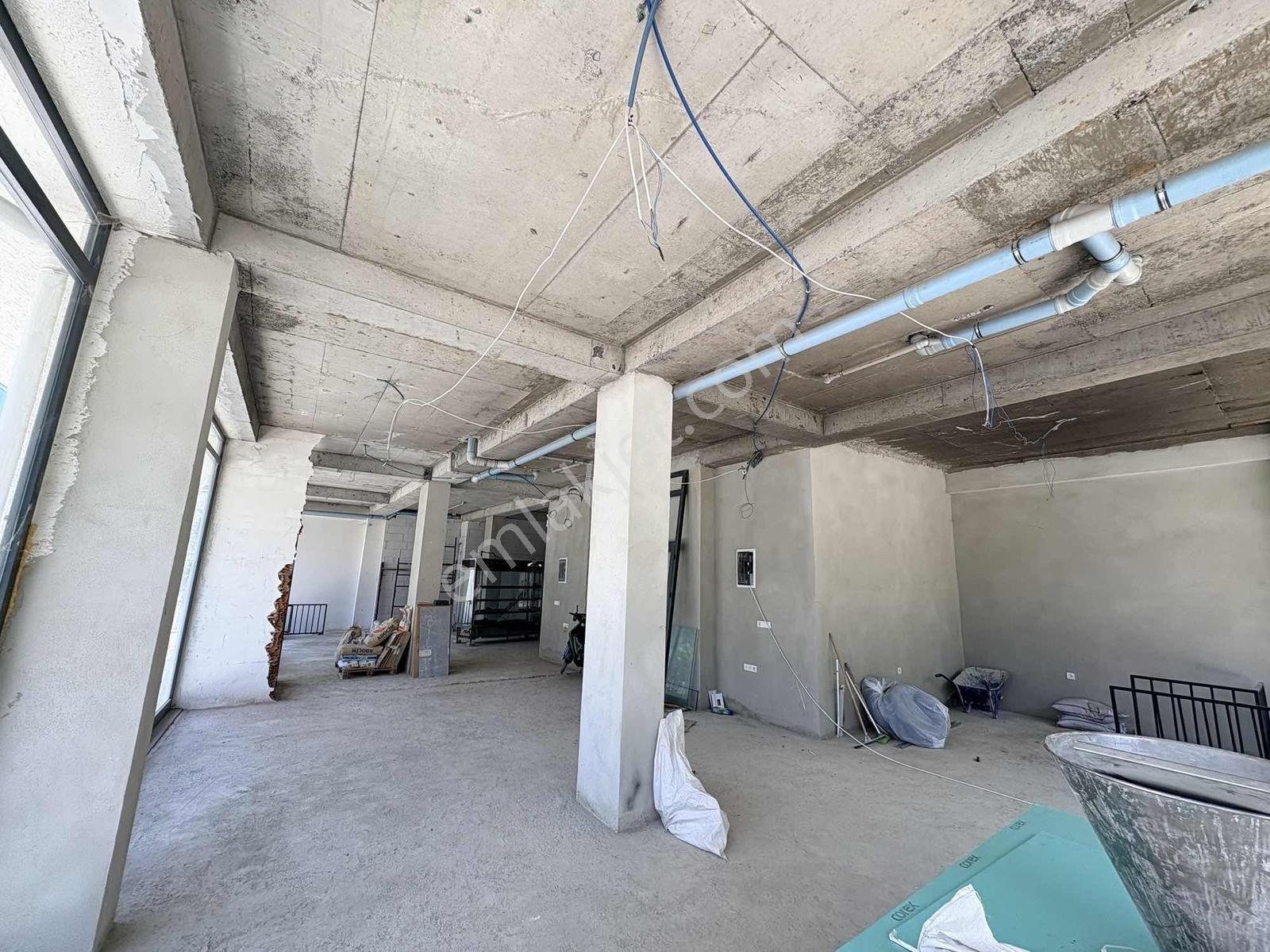 Karlıbayırda Gözde Konumda Kiralık İş Yeri - Görsel 14