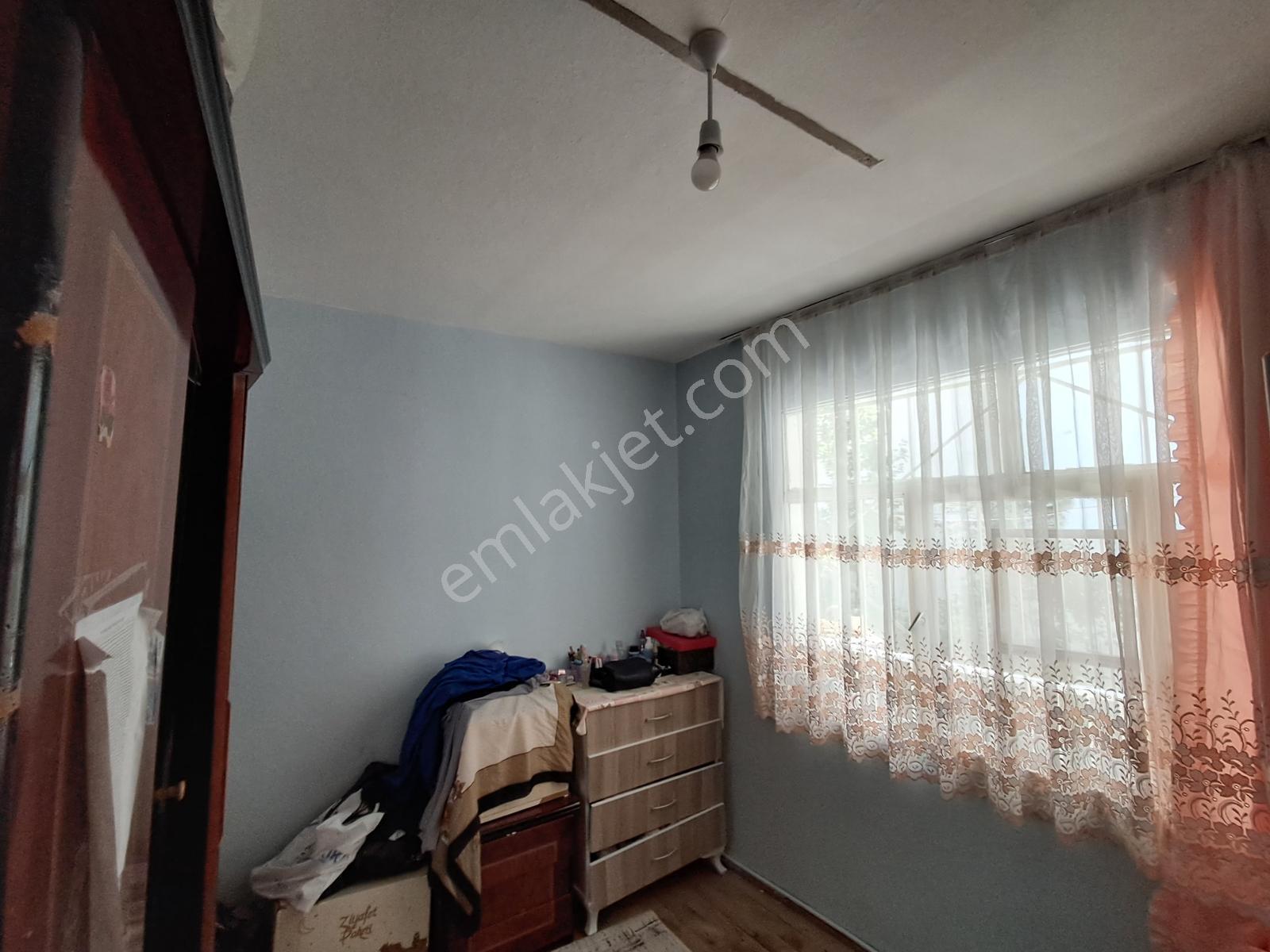 Bayraklı'da Satılık İki Katlı Bina - Görsel 16