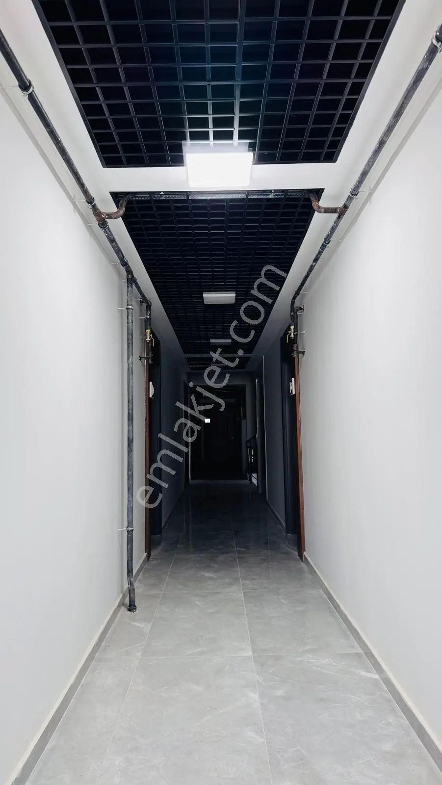 Redstone'dan Rumelide Ticari Kullanıma Uygun Ofis - Görsel 2