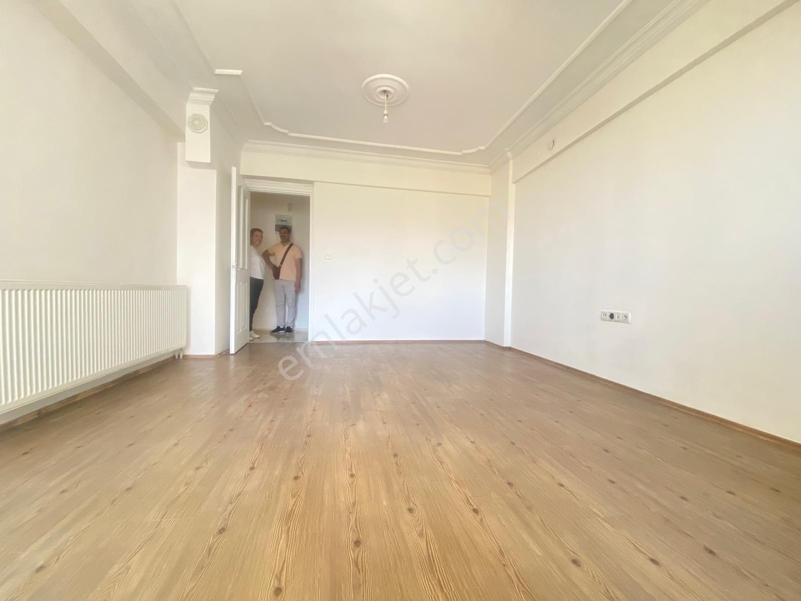Akalından Gülyaka Genç Bina Ferah Aydınlık 3+1 Satılık Daire - Görsel 4