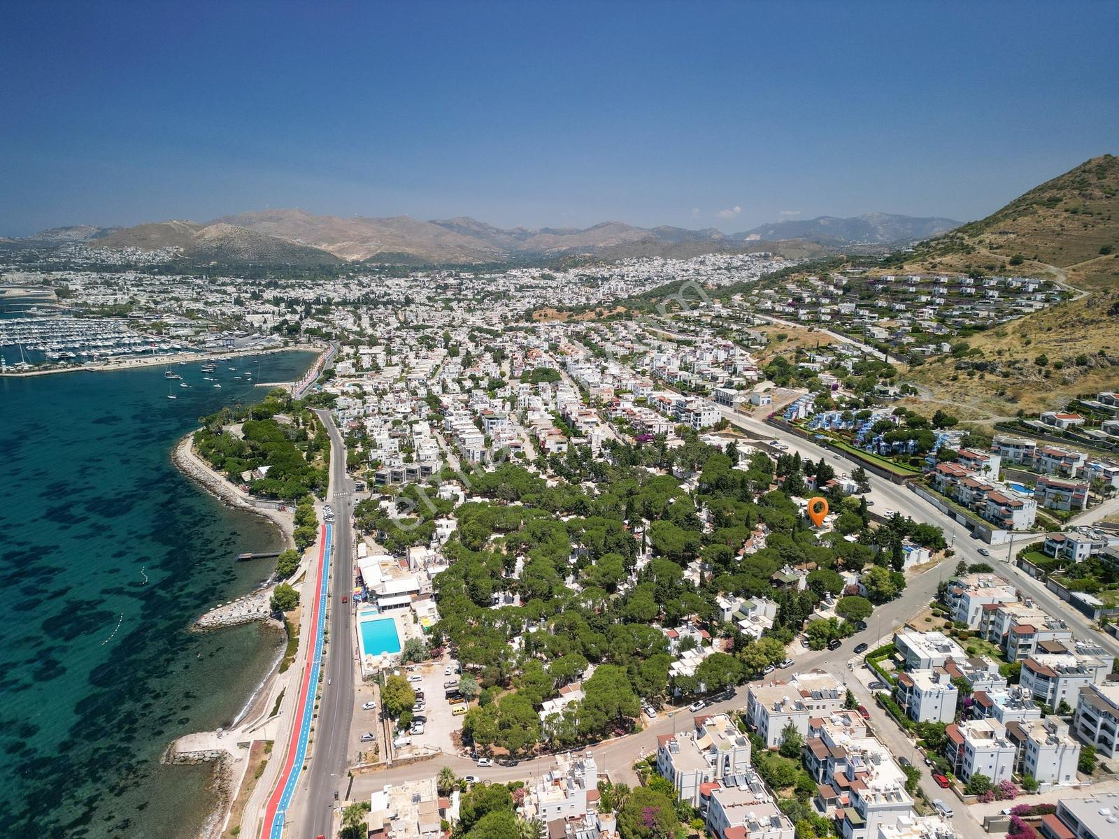 Bodrum Turgutreis Satılık Denize Sıfır Plajlı Site - Görsel 13