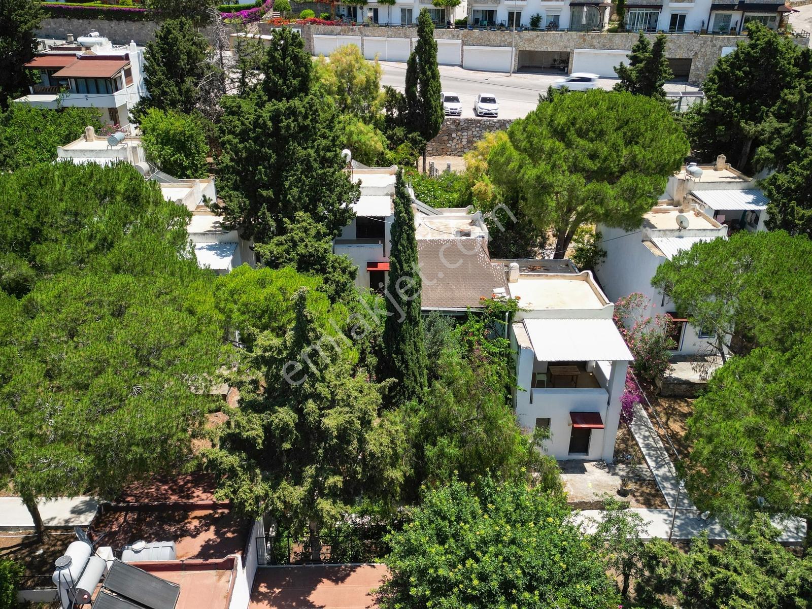 Bodrum Turgutreis Satılık Denize Sıfır Plajlı Site - Görsel 15