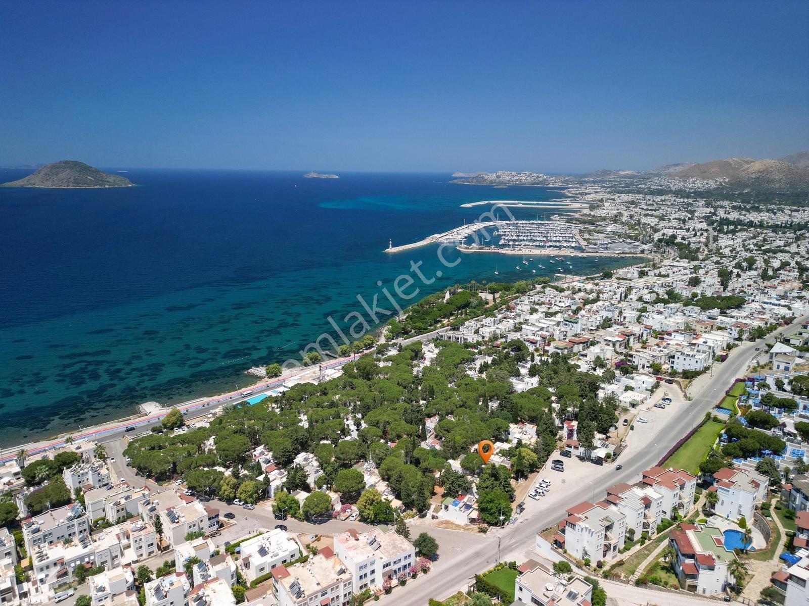 Bodrum Turgutreis Satılık Denize Sıfır Plajlı Site - Görsel 27