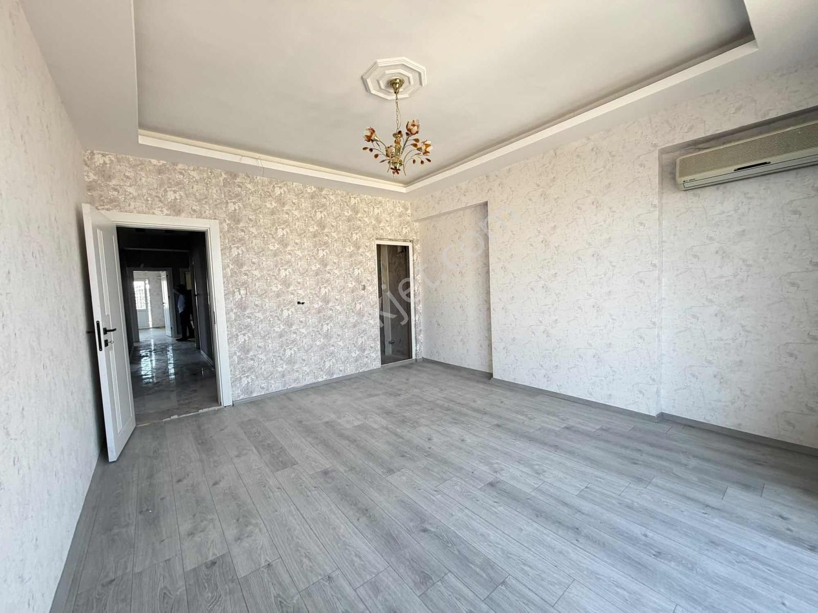 Yeşilloft'tan Satılık 4+1 Daire - Görsel 9