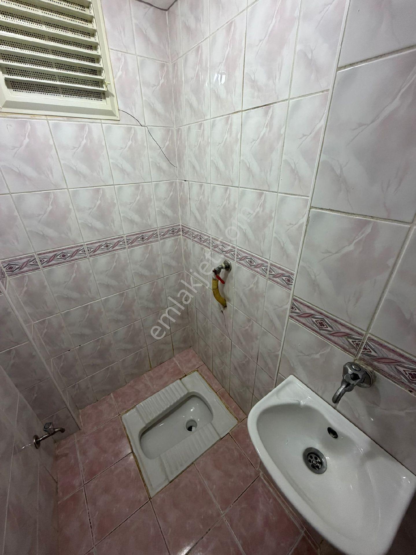Evim-nur'dan Selahiye Mah 2+1 90m2 Balkonlu Doğalgalzı Dışcepheli Masrafsız Fırsat Kiralik Daire - Görsel 4