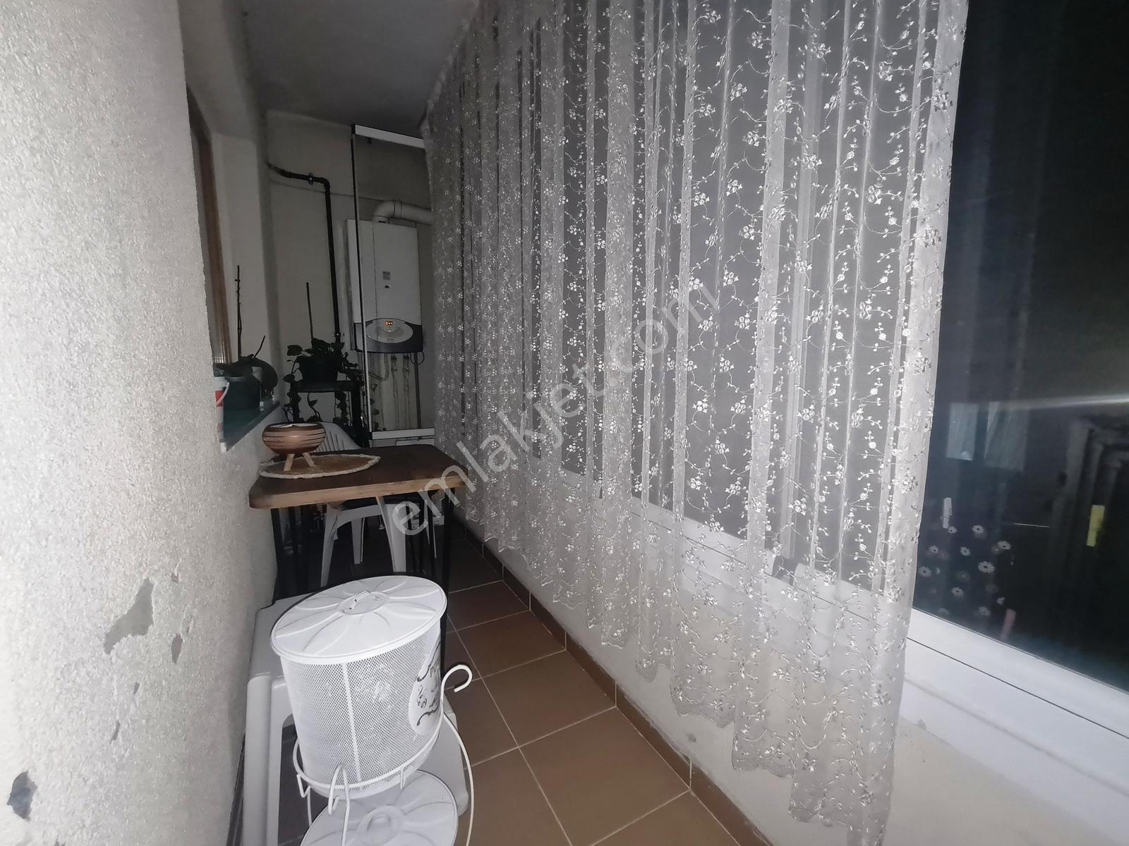 30 Ağustos Mh. Merkezi Konumda Ara Kat 2+1 Daire - Görsel 8