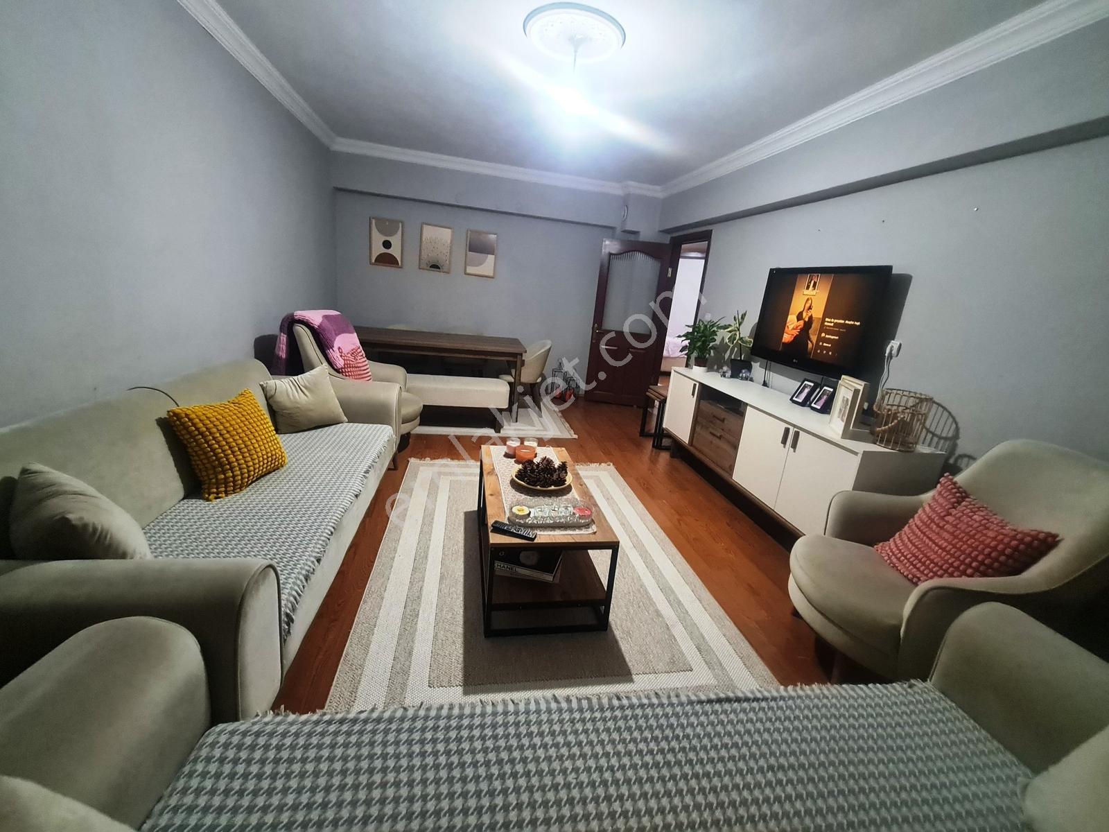 30 Ağustos Mh. Merkezi Konumda Ara Kat 2+1 Daire - Görsel 11