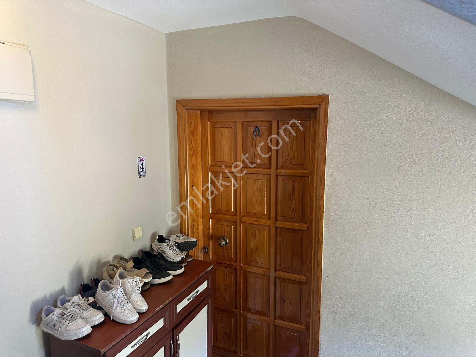 Eski Foça Atatürk Mahallesinde Kiralık 2+1 Daire - Görsel 23