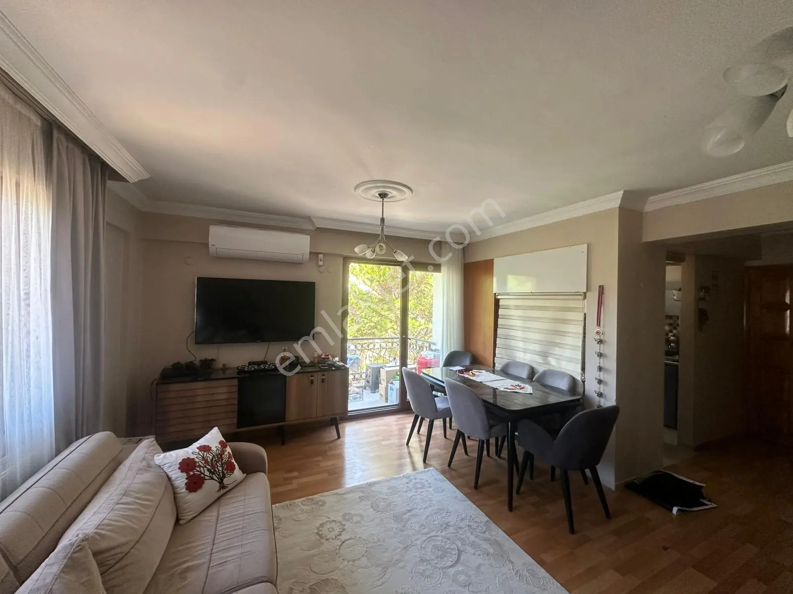 Eski Foça Atatürk Mahallesinde Kiralık 2+1 Daire - Görsel 4