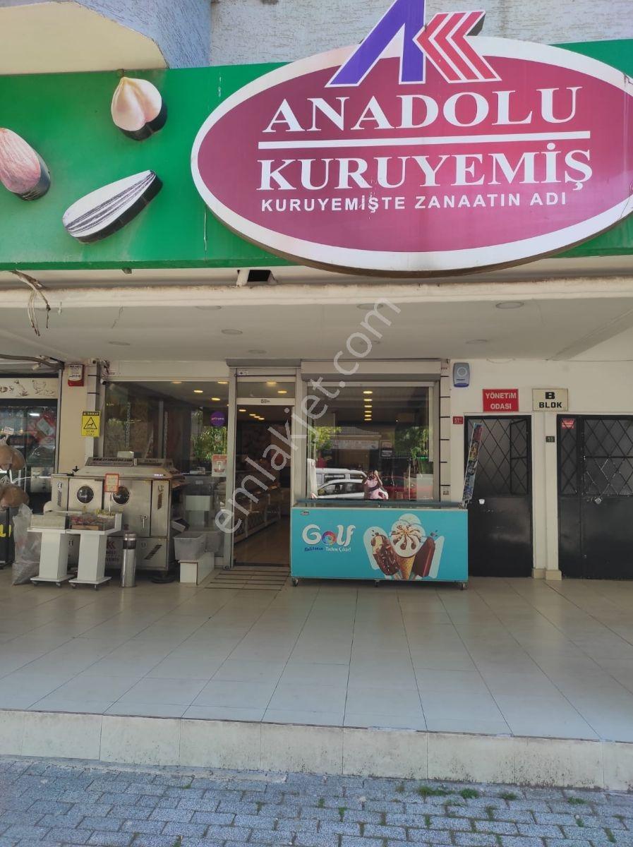 Beşevler Caddesi'nde Devren Kiralık Kuruyemişçi