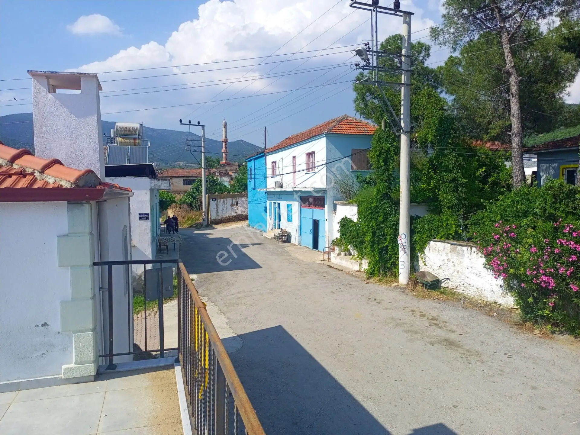 !!!kalabalık Aileler Buraya Çok Uygun 3 Adet Daire Ve 1 Adet Dükkan Hepsi Birlikte Satılık - Görsel 2