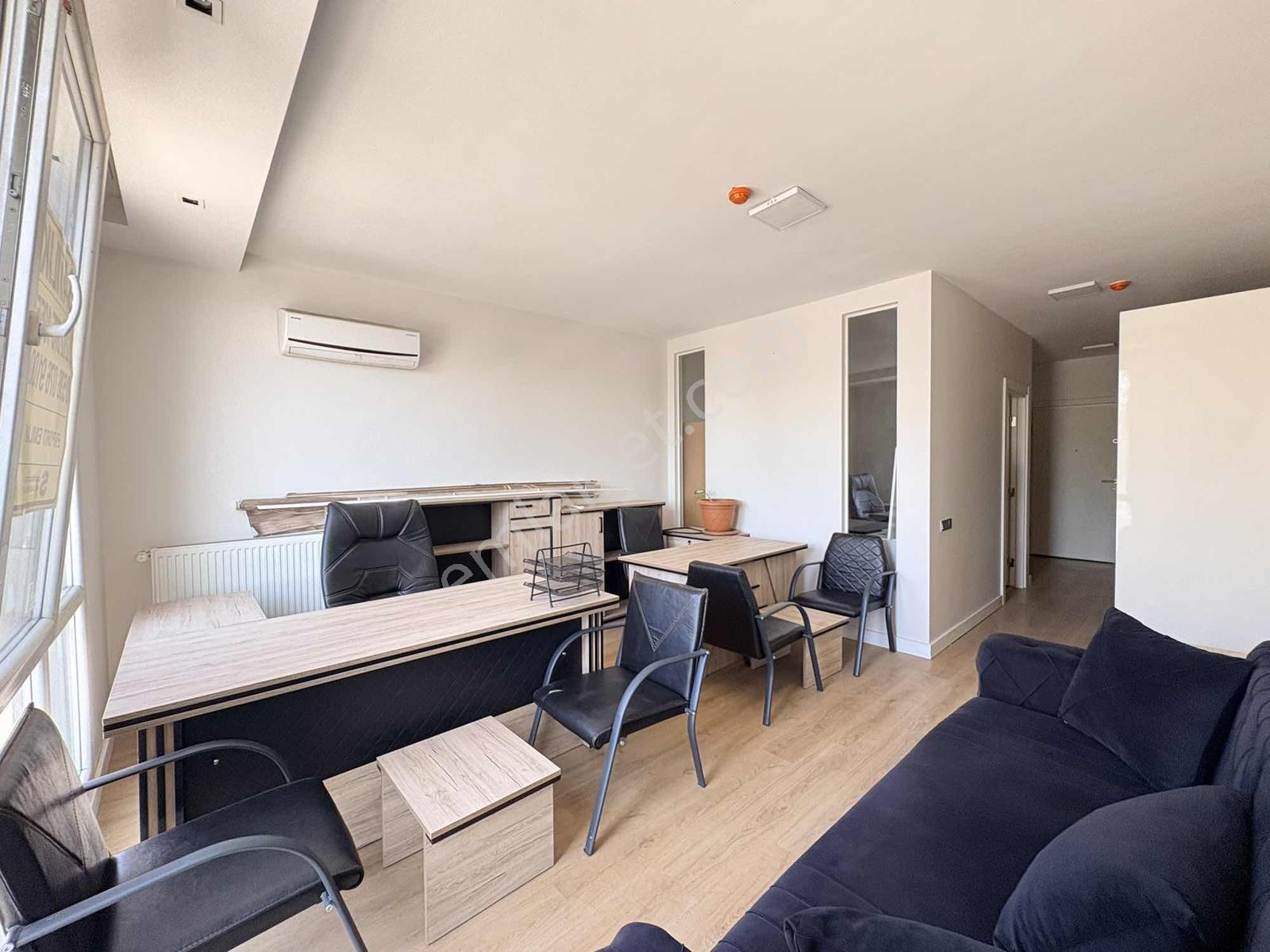 Beylikdüzü'nde Prestijli Site İçerisinde Kiralık Home Ofis - Görsel 5