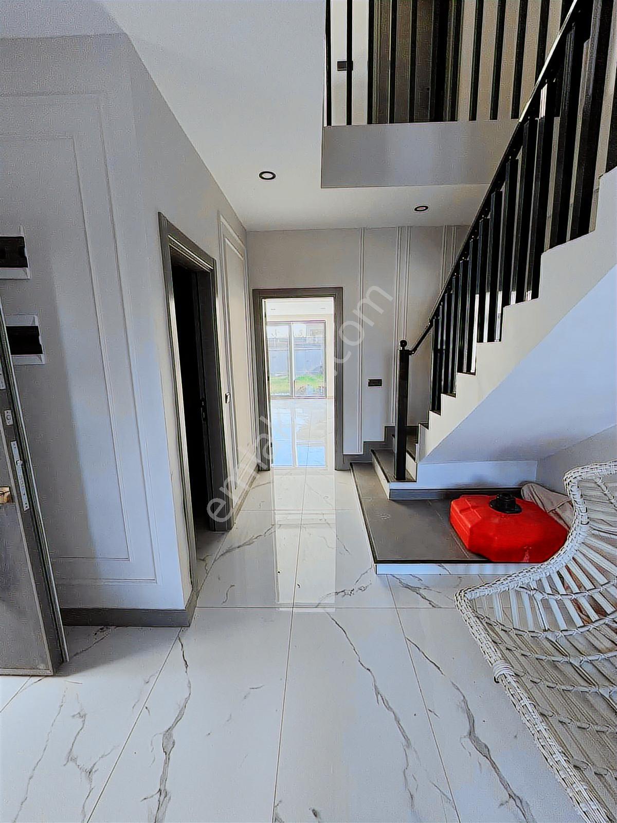 Satılık 150 M2 3+1 Dubleks Villa Geniş Bahçe 197m2 - Görsel 17