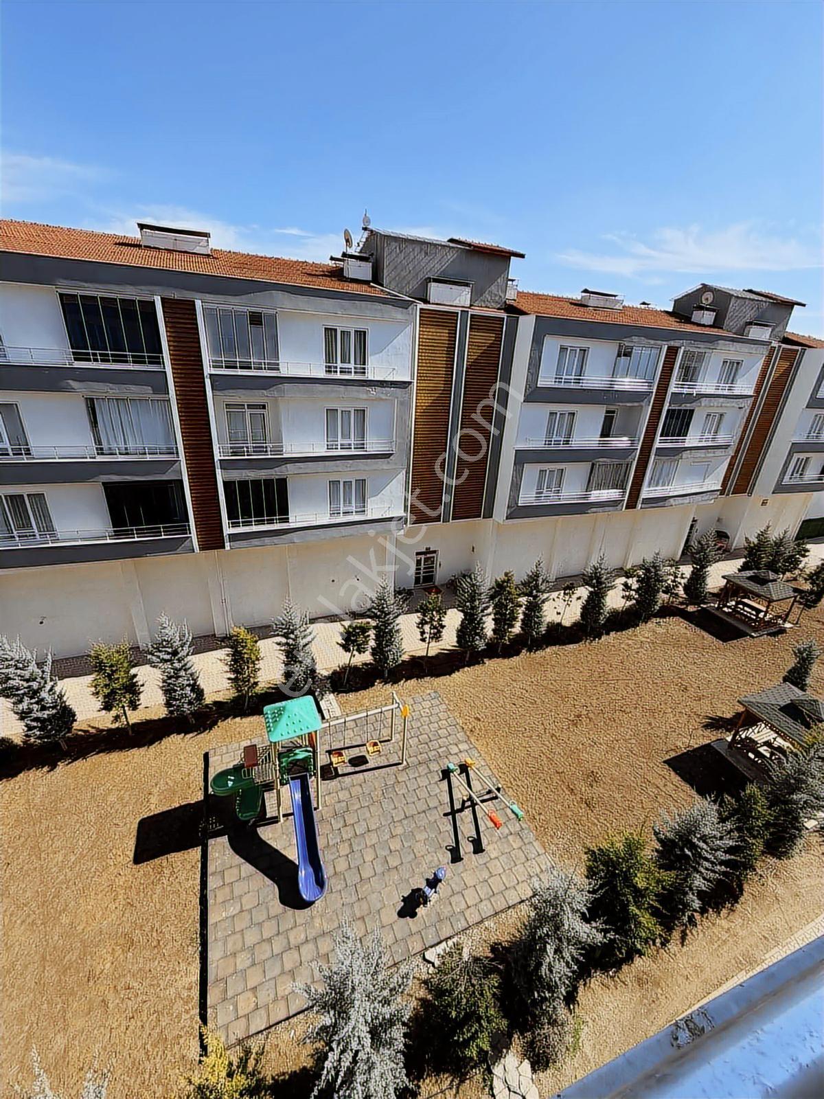 Evim Şirketlerine Uygun Daire Satılık 3+1 165m2 Tapu Teslim - Görsel 7