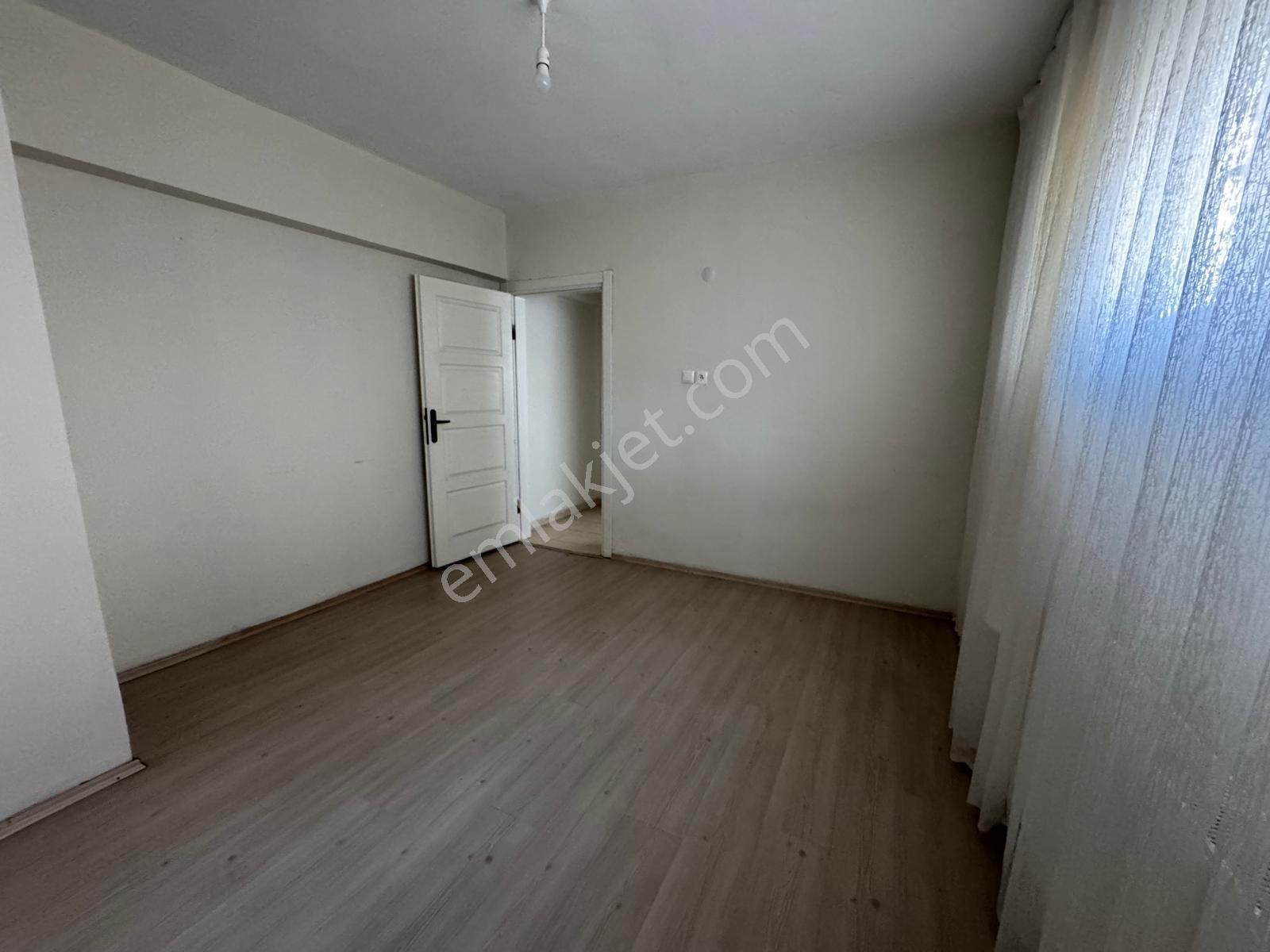 Serdivanda Tek Tapu Üzerinde 2adet 2+1 Daire Remax Vira - Görsel 12