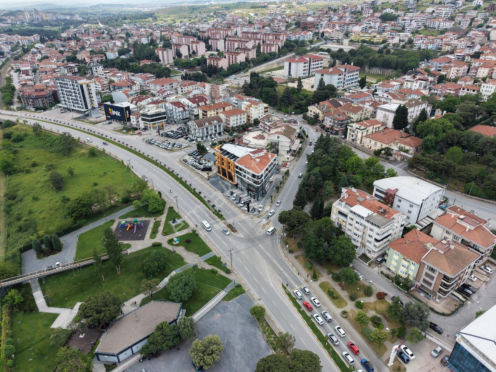 Cb King'den İzmir Yolu Üzeri Ultra Lüks Kiralık Ofisler - Görsel 20