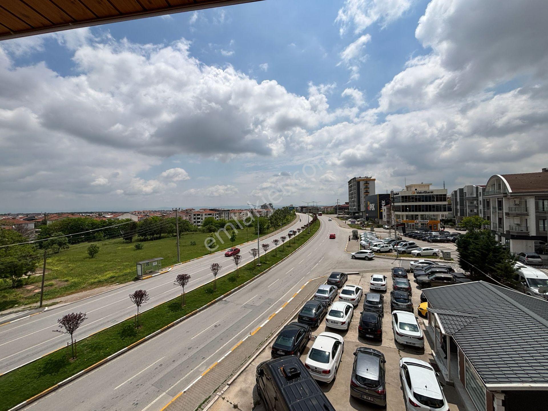 Cb King'den İzmir Yolu Üzeri Ultra Lüks Kiralık Ofisler - Görsel 17