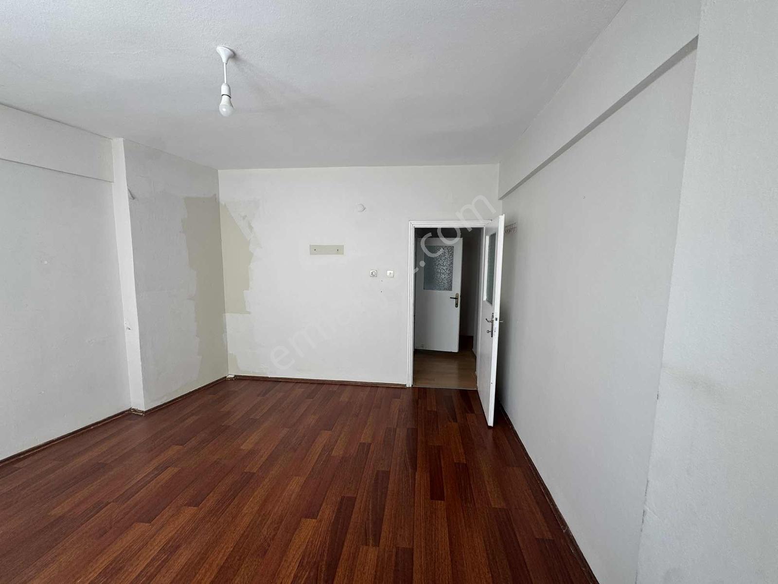 Beka Gayrimenkulden Çarşı Merkezde 3+1 Kiralık Daire - Görsel 12