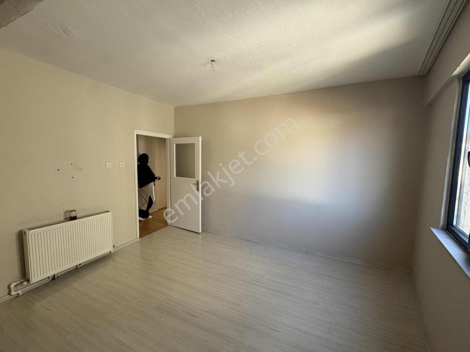 Beka Gayrimenkulden Çarşı Merkezde 3+1 Kiralık Daire - Görsel 9