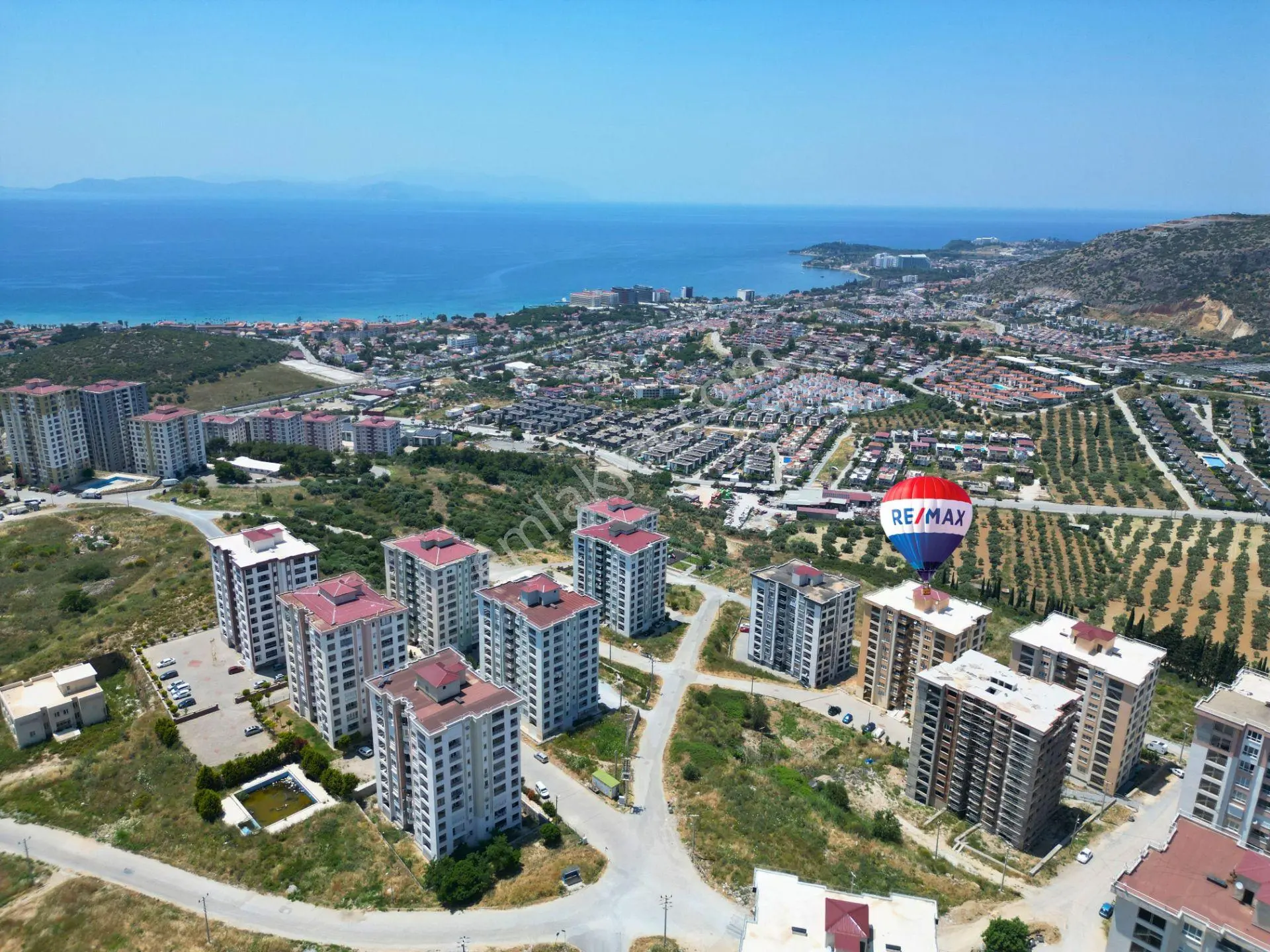 Uydukent Bülbül 2' De Denız Manzaralı Daıre