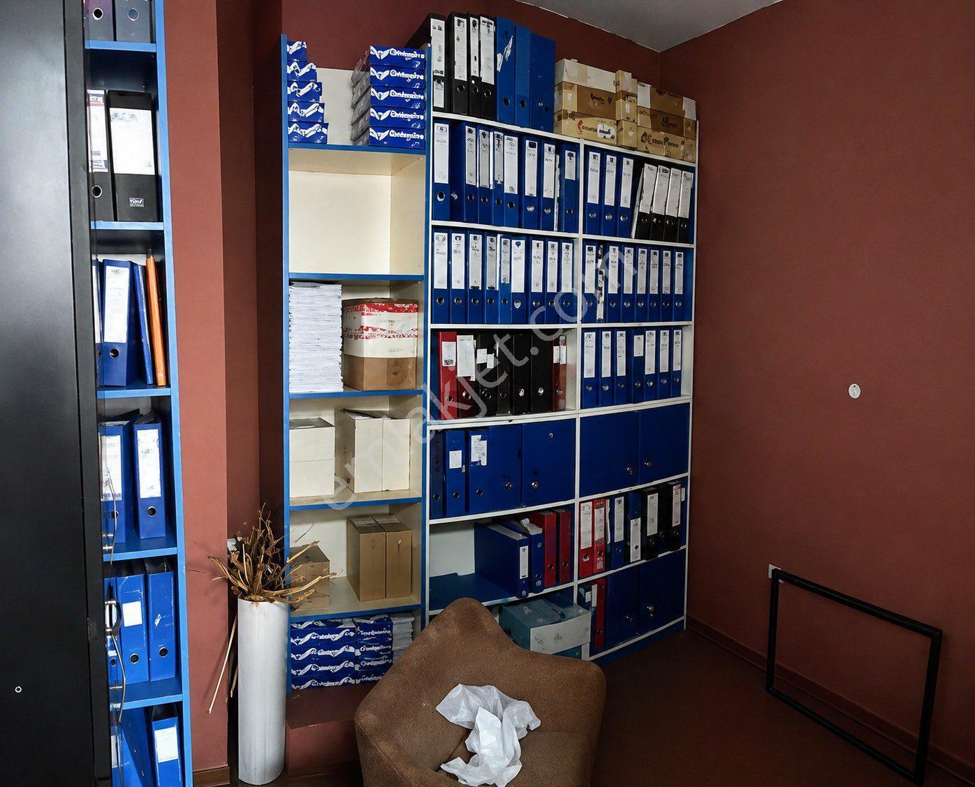 Satılık İmalathane / Depo / Ofis Binası Toplam 450 M2 - Görsel 20