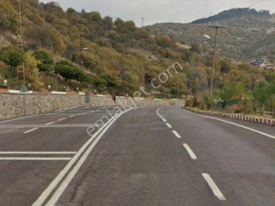 Murat Türkmen'den Çamlıdere'de Merkezi_yerde Tek_tapu Köşe_başı 650m2_imarlı_arsa - Görsel 6