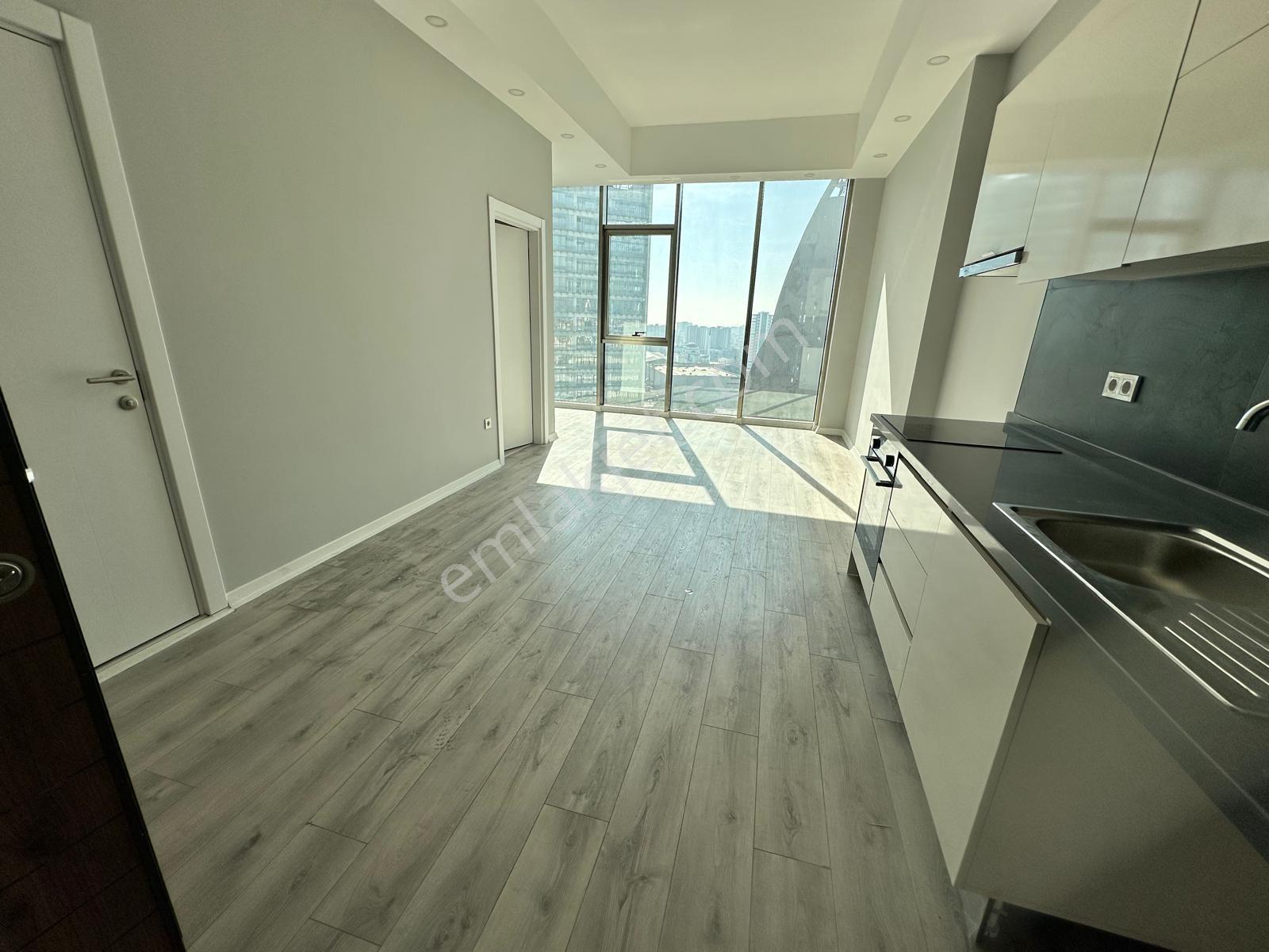 Yek Tower'da Adliye & Metroya 5 Dk Mesafede Prestijli Ofisler !! - Görsel 4
