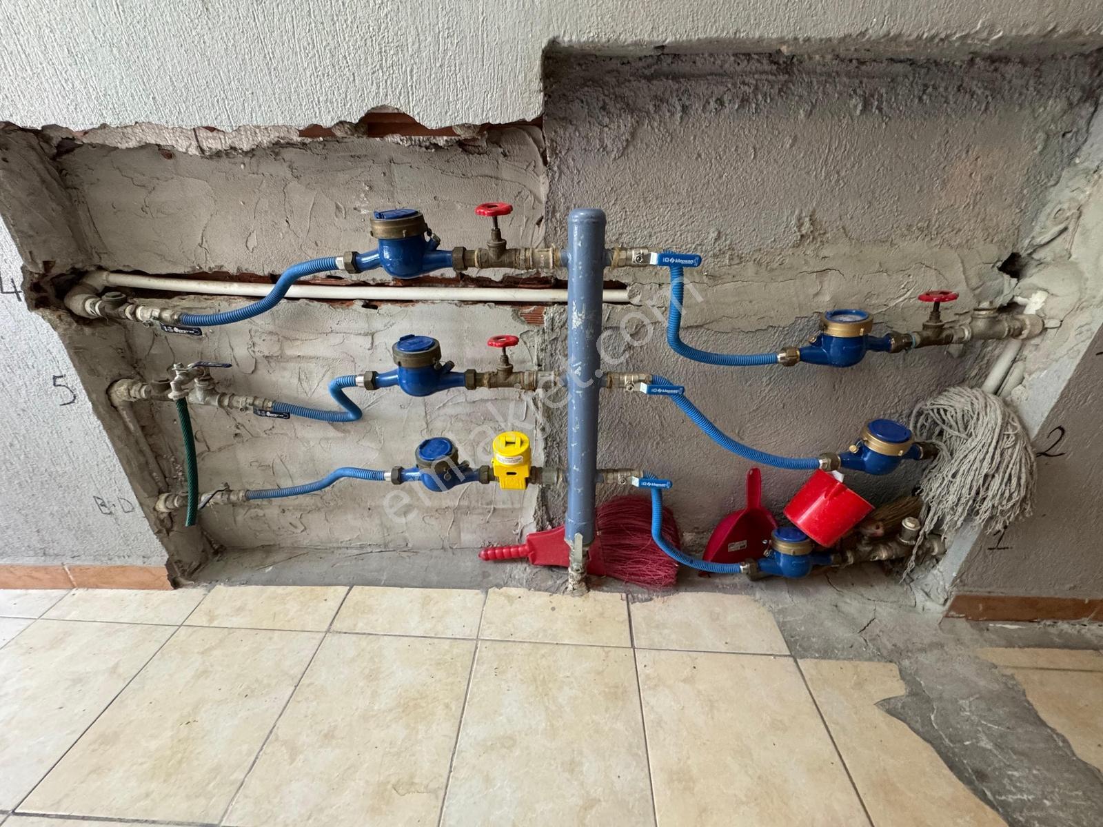 Karabağlar Çalıkuşu Mahallesinde 3+1 Kiralık Daire - Görsel 17