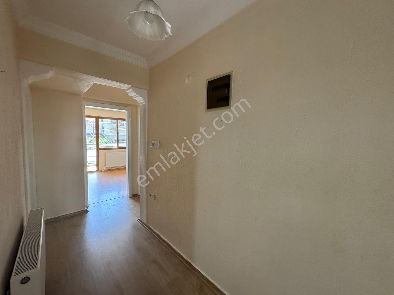 Karabağlar Çalıkuşu Mahallesinde 3+1 Kiralık Daire - Görsel 13