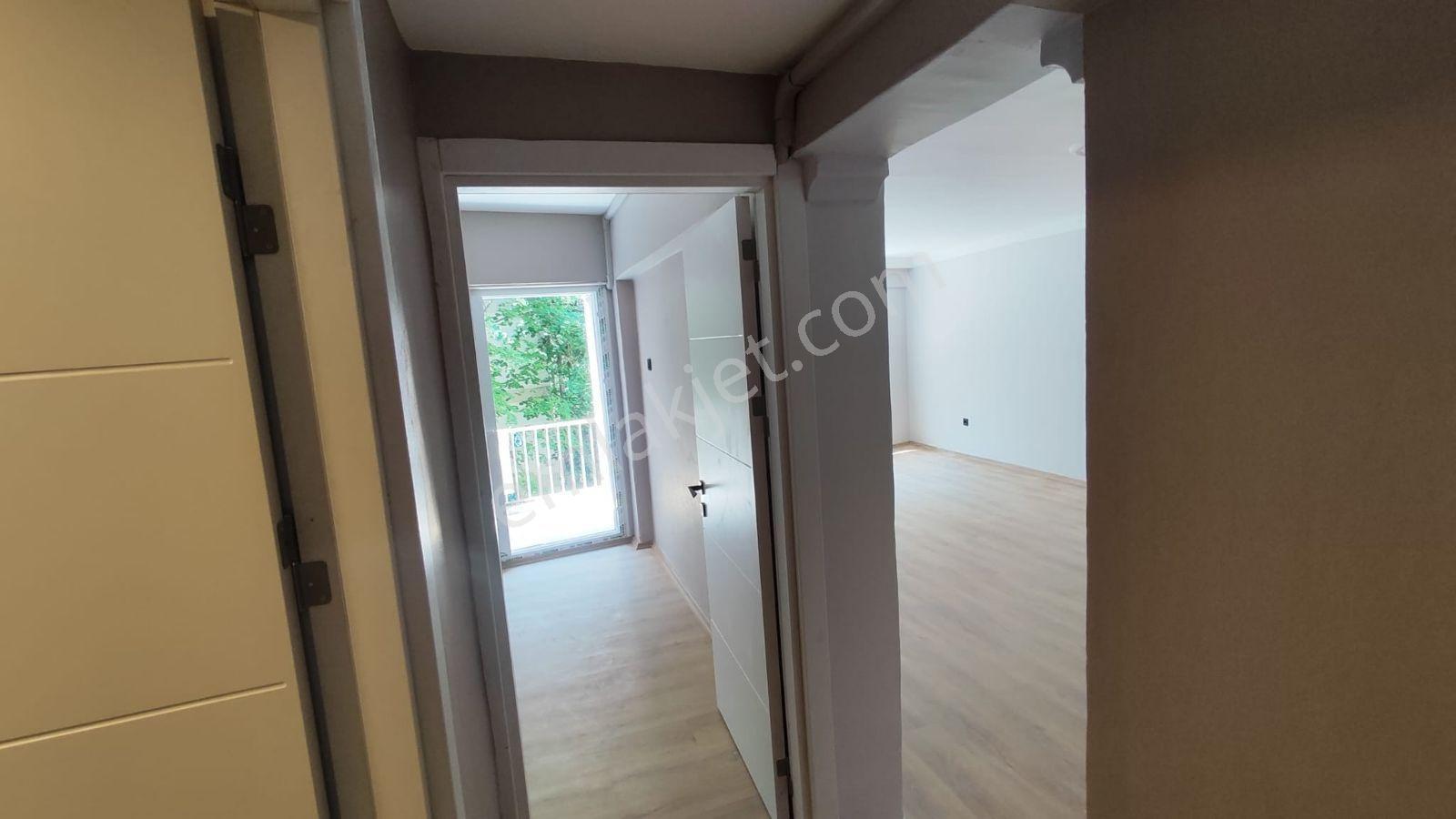 Aksoy Mh. İzban Yakını 2+1 Otoparklı , Tadilatlı Daire - Görsel 15