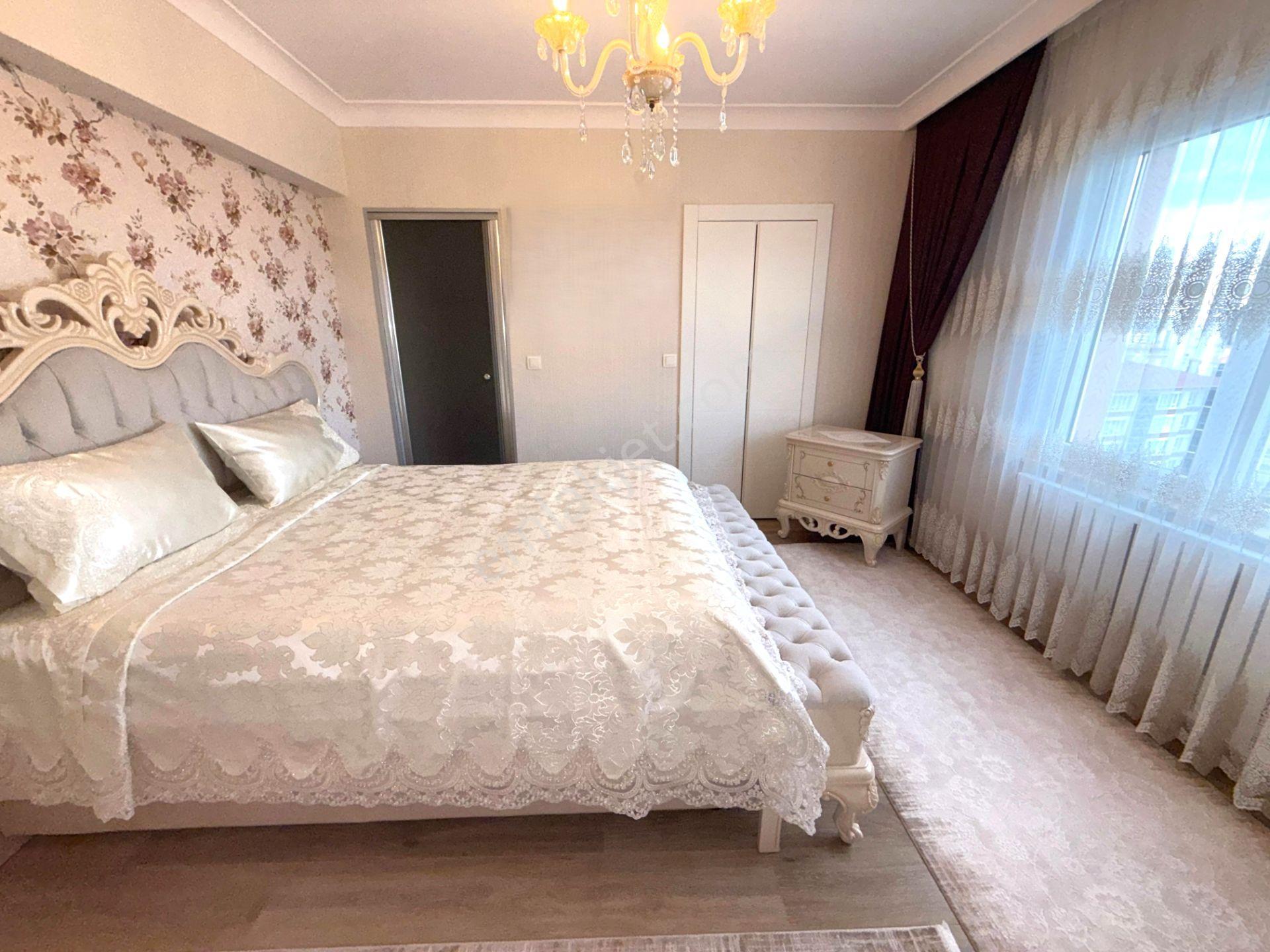 Nam-ak Emlak'tan Full Yapılı Şehir Manzaralı 4+1 Site Dairesi - Görsel 22