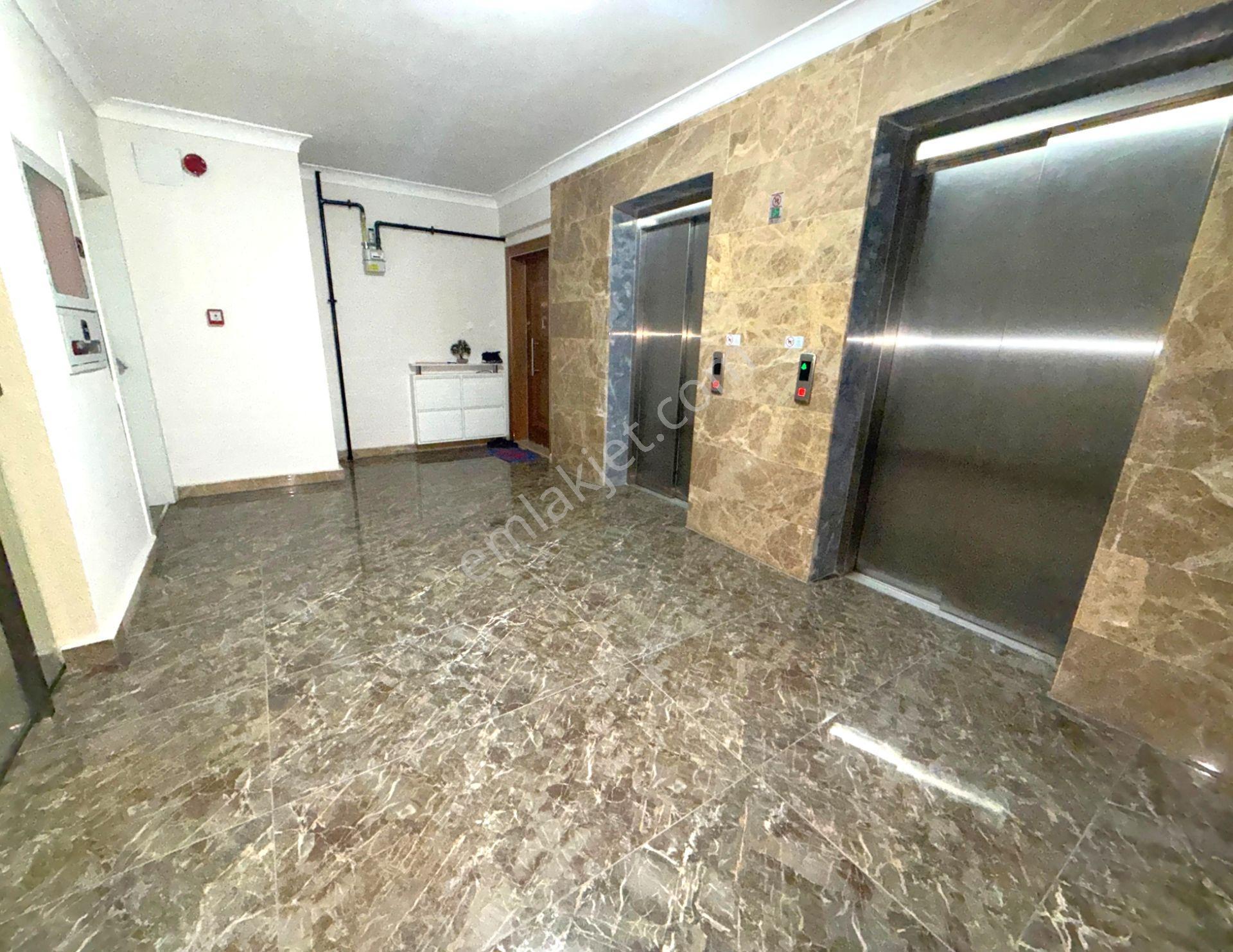 Nam-ak Emlak'tan Full Yapılı Şehir Manzaralı 4+1 Site Dairesi - Görsel 32