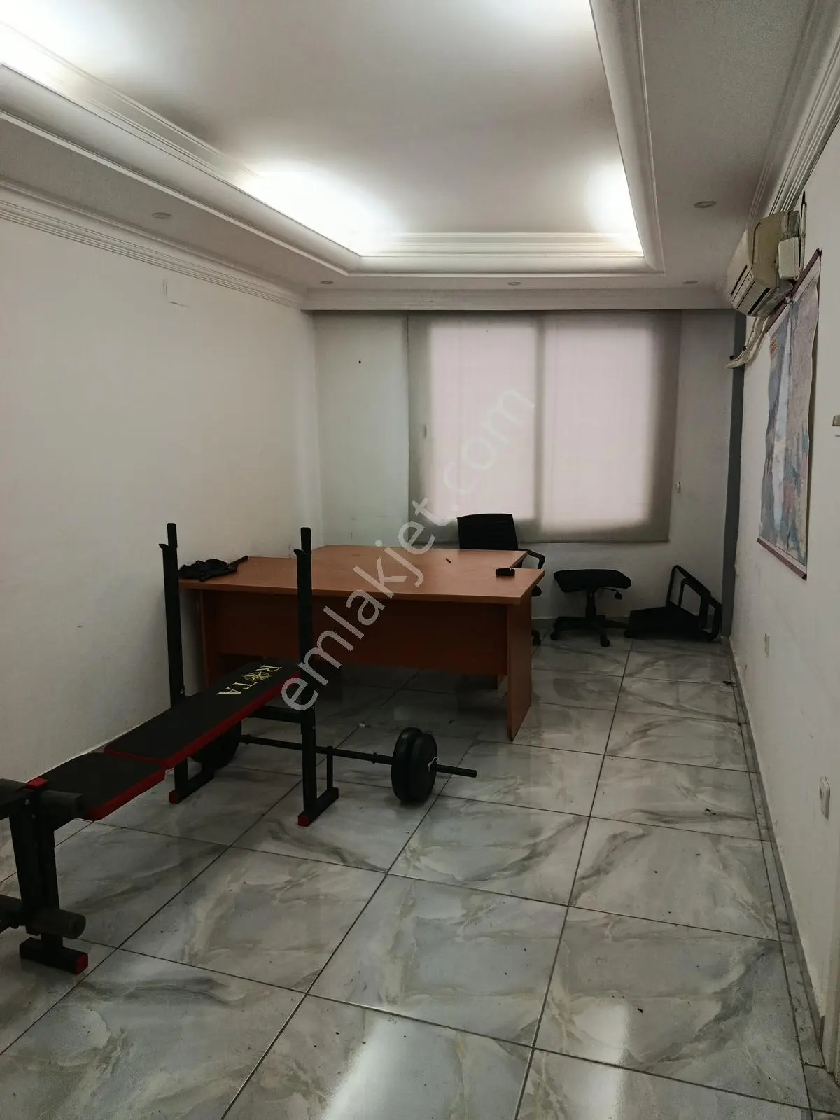 Çarşı Merkez'de Satılık Eşyalı Ofis - Görsel 3