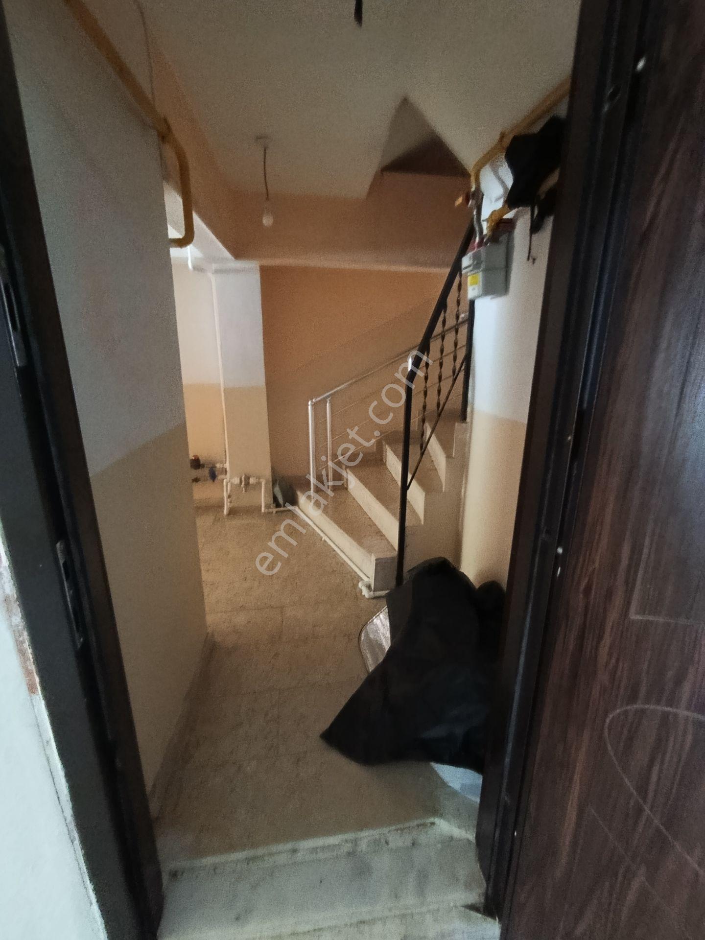 Gemlik Hisar Mah.de Kiralık Daire 2+1 Teraslı Deniz Şehir Manzaralı - Görsel 29
