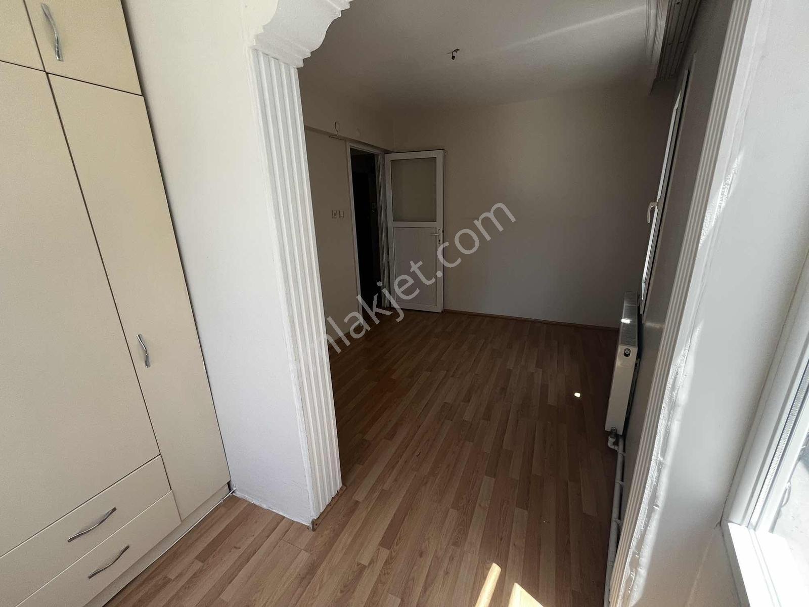 Şirinyer Merkez'de 3+1 Önü Açık Üç Cepheli Köşe Kiralık Daire - Görsel 13