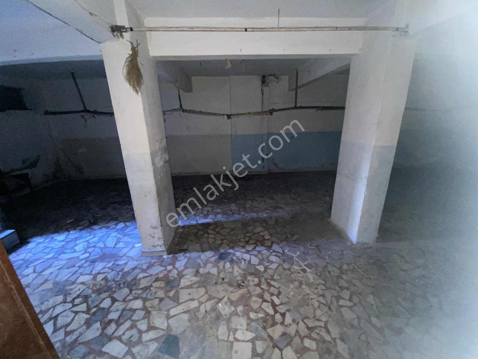 Esenler Ninehatunda 130m2 Kiralık Dükkan - Görsel 2