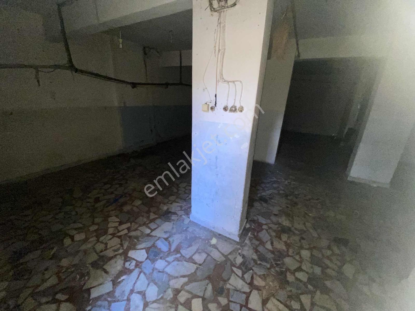 Esenler Ninehatunda 130m2 Kiralık Dükkan - Görsel 13