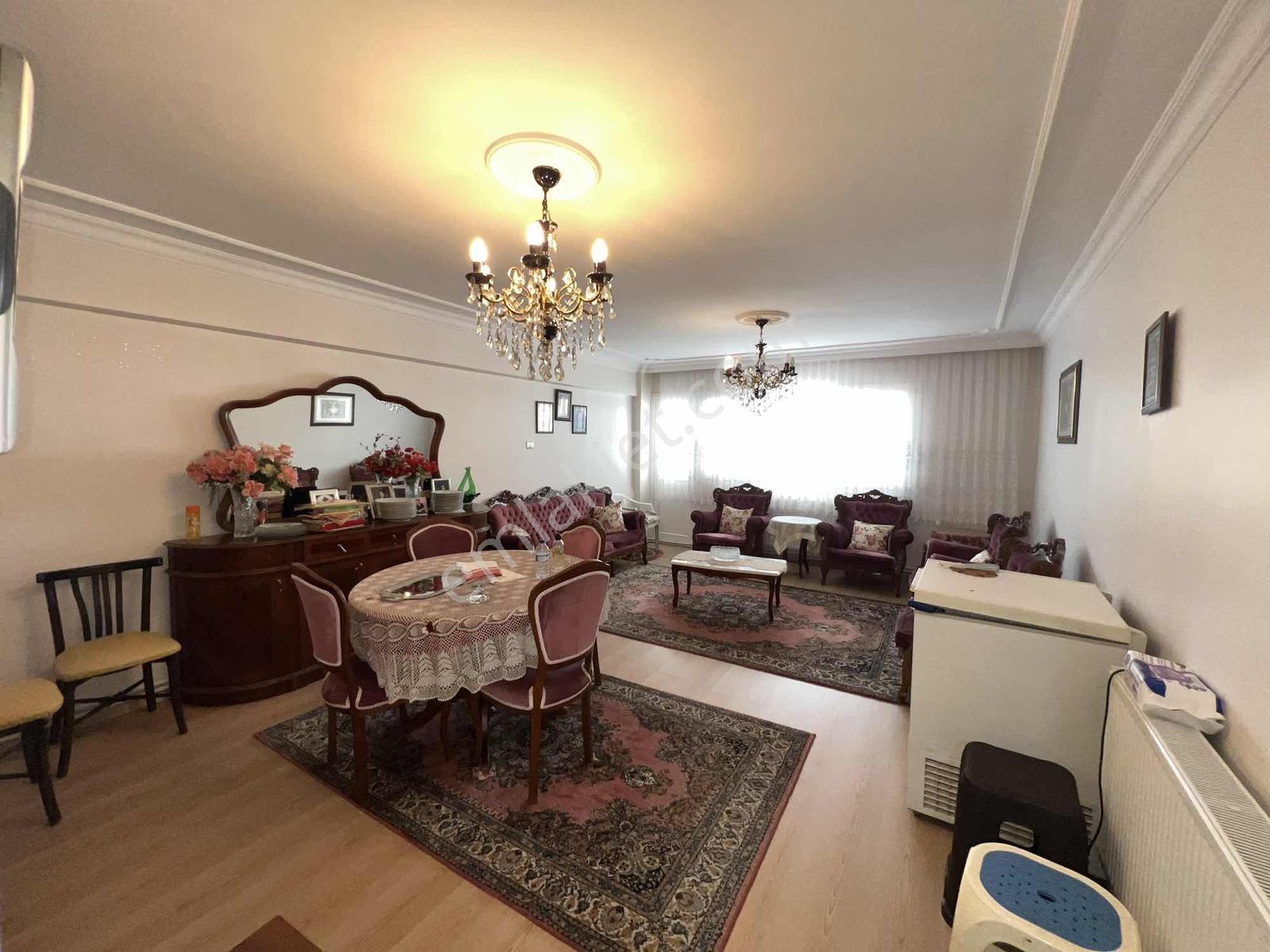 Türker Emlak 3+1 120 M2 Doğalgazlı Bakımlı Ulu Cami Yakını - Görsel 20