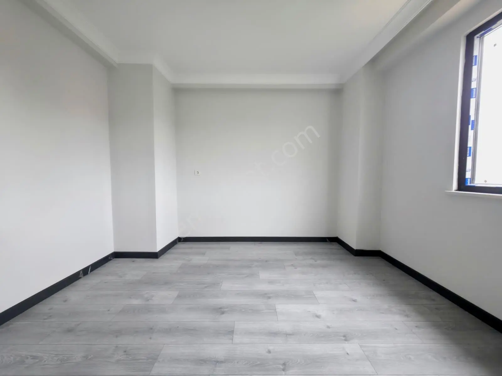 Kozanovadan Salı Pazarı Caddesine Cephe 3+1 Satılık Sıfır Arakat - Görsel 5
