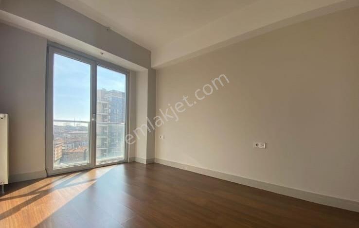 Sur Yapı Corridor'da Satılık Büyük Tip 1+1 Daire - Görsel 24