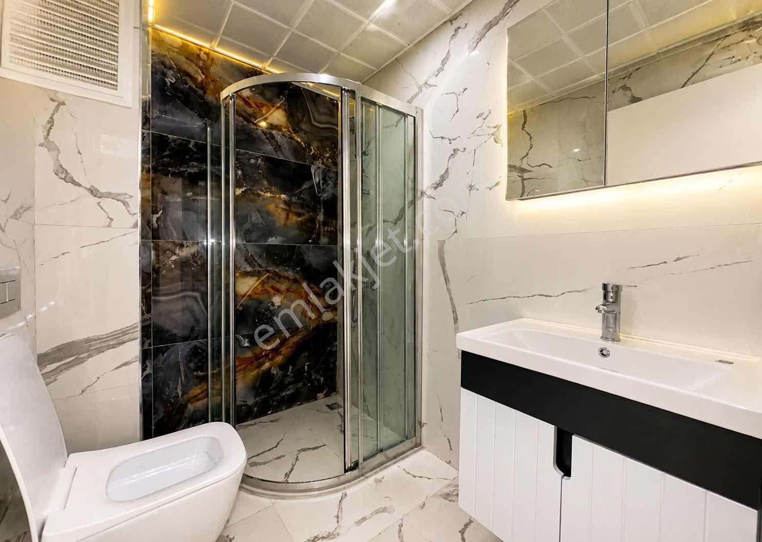 Mahmutlar Merkez'de Kiralık 1+1 Geniş Daire - Görsel 11
