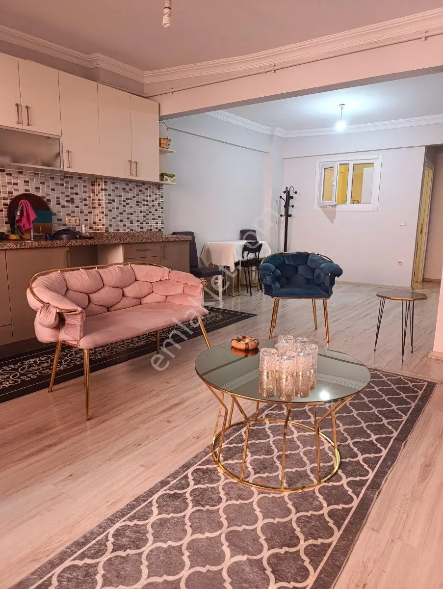 4. Levent Metro'ya 1 Dakika 1+1 Eşyalı Kiralık Daire - Görsel 4
