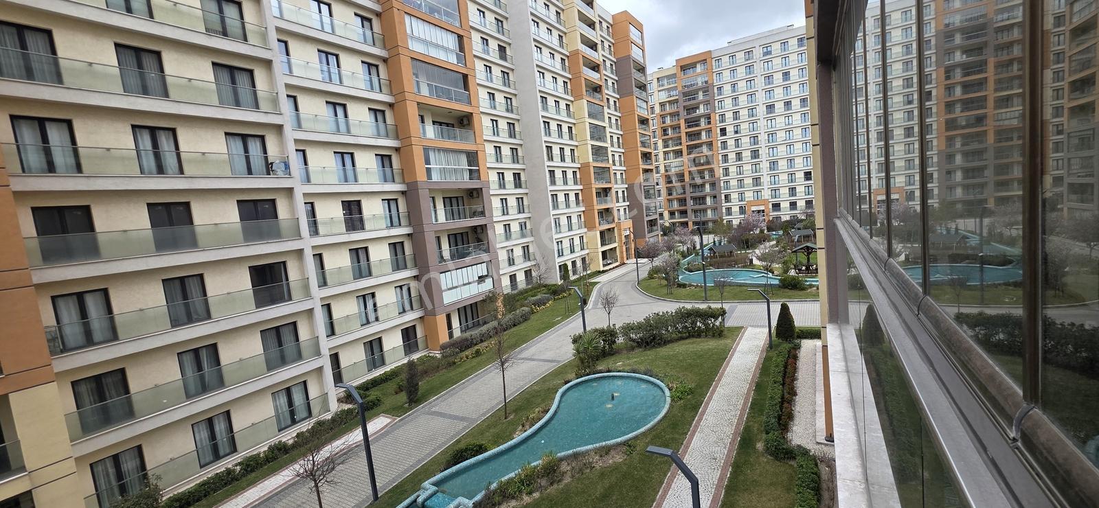 Beylikdüzü Yakuplu İhlas Marmara 4 Evleri 2+1 Kapalı Mutfak - Görsel 24