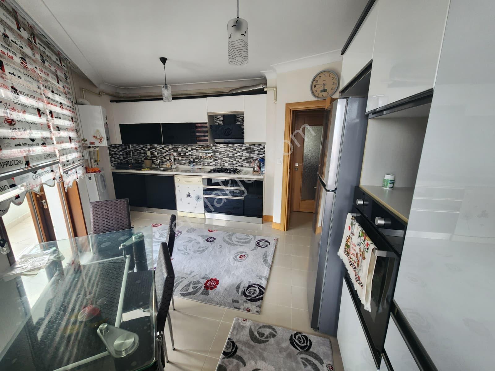 Yozgat Bulvarı Yakını Ankara Manzaralı Ful Eşyalı Kiralık Daire - Görsel 33