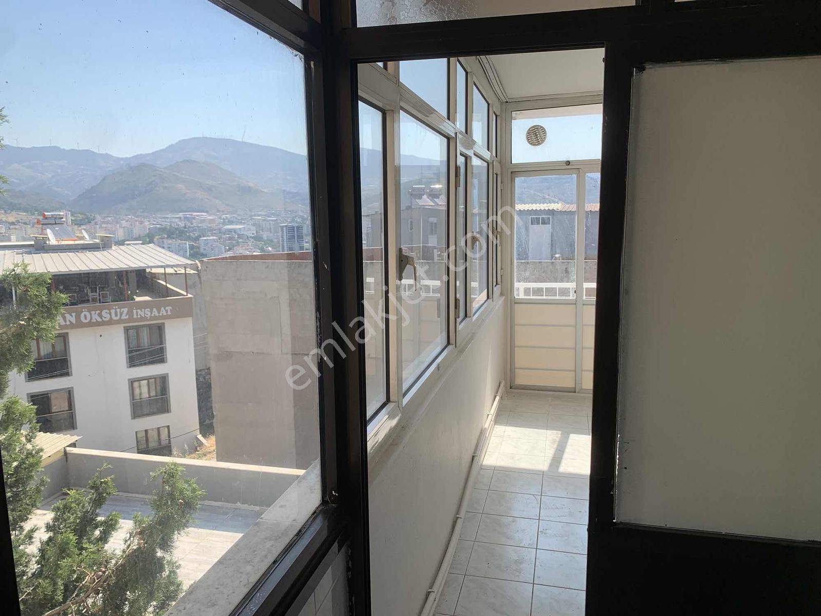 İnönü Mahallesinde Kiralık 3+1 Daire - Görsel 8